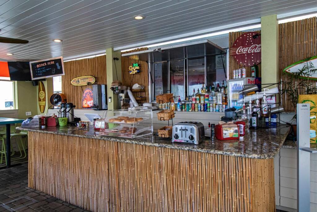 Tropical Serenity-water View Heated Pool Tiki Bar