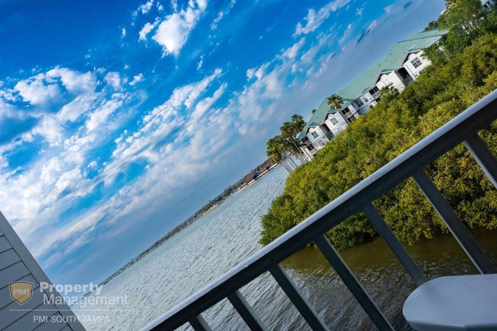 Tropical Serenity-water View Heated Pool Tiki Bar * Tampa