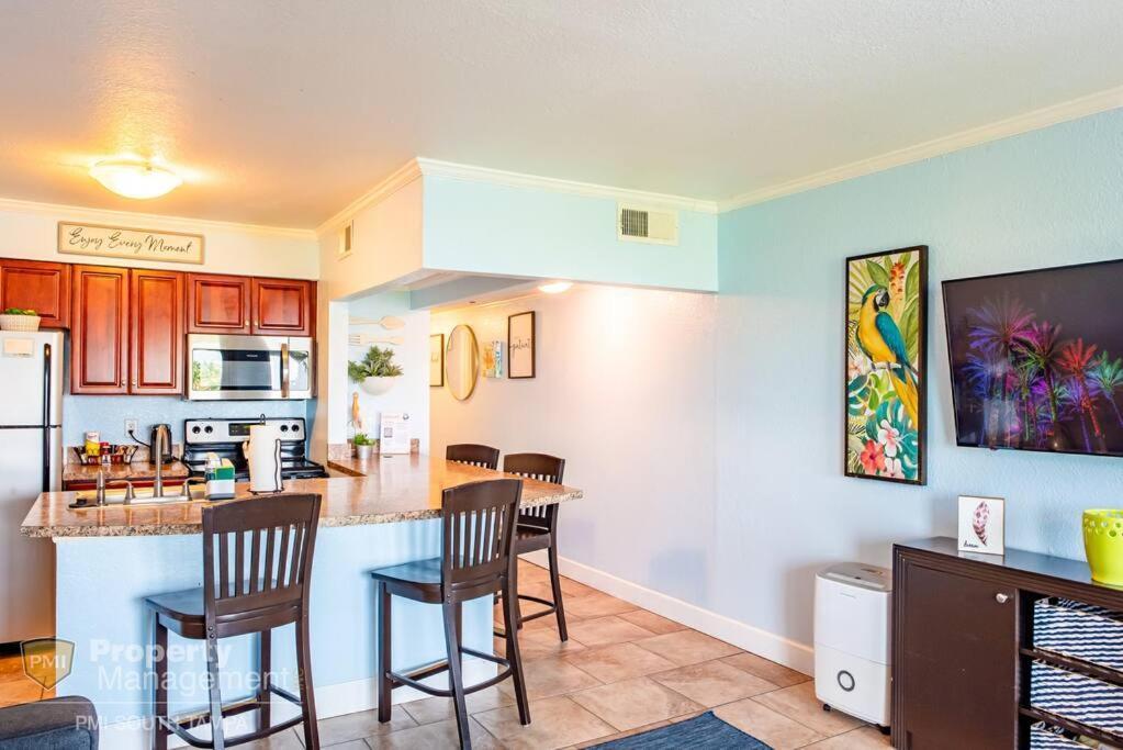 Tropical Serenity-water View Heated Pool Tiki Bar * Tampa